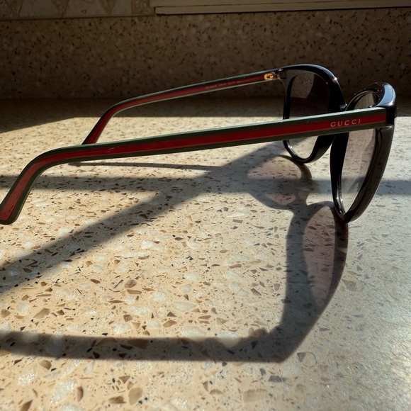 Gucci Womens Black Cat-Eye Sunglasses - Picture 3 of 5